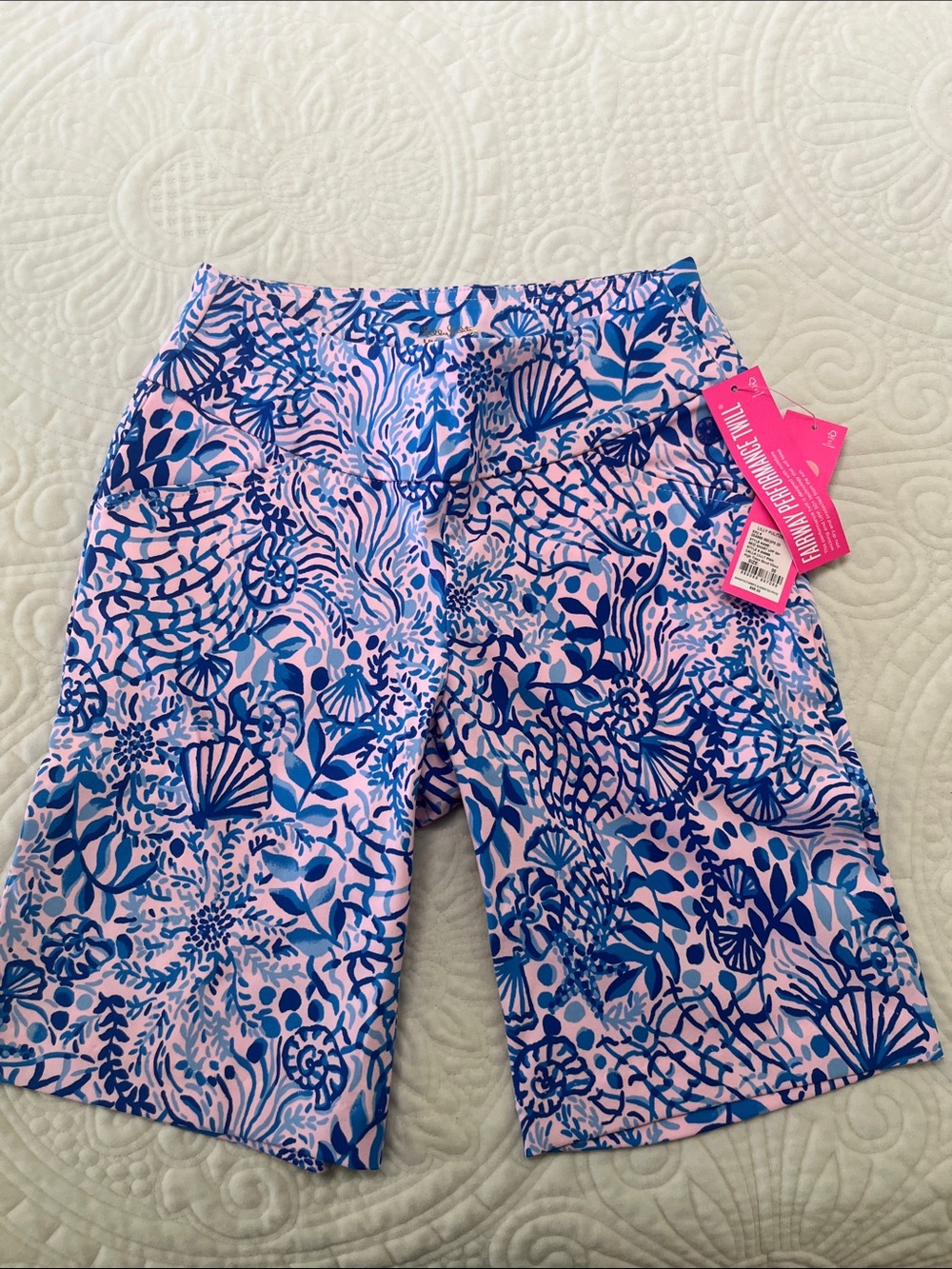 Lilly Pulitzer Luxletic Reid Shorts size 00 NWT